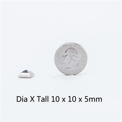 NO62 Diy Pyramid Spikes 10X10mm 100pcs/bag