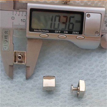 H019 Square Plan Spikes 10X6mm 100pcs/bag