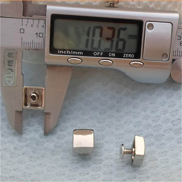 H019 Square Plan Spikes 10X6mm 100pcs/bag