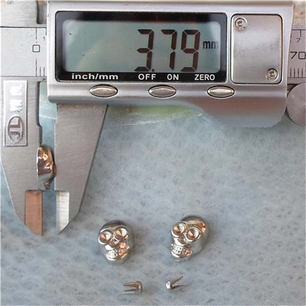 Q101 Plastic Skull Rivets 9x13mm 1000pcs/bag