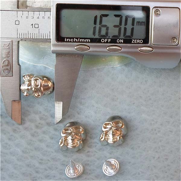 Q103 Plastic Skull Rivets 16x12mm 1000pcs/bag