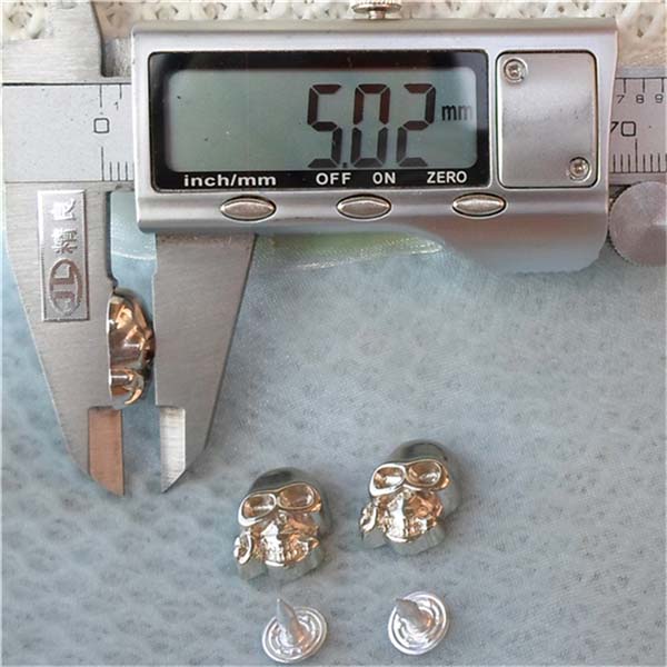 Q103 Plastic Skull Rivets 16x12mm 1000pcs/bag