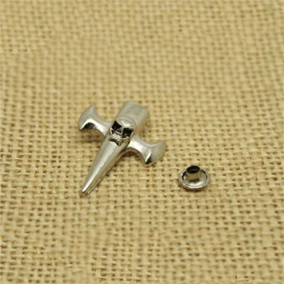 D3025 Skull Alloy Rivets 30x25mm 100pcs/bag