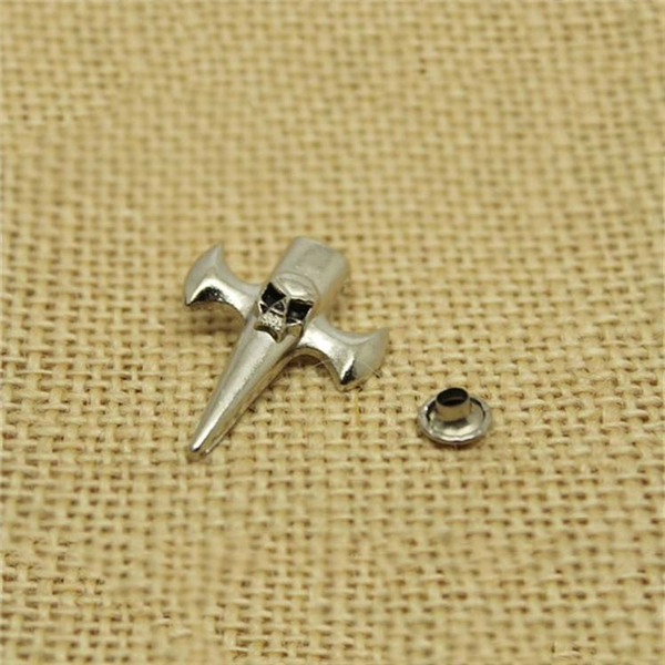 D3025 Skull Alloy Rivets 30x25mm 100pcs/bag