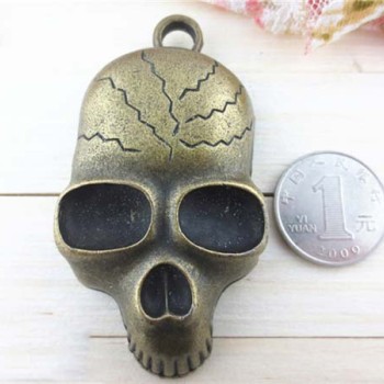 J7836 Skull Alloy Rivets 78x36mm 100pcs/bag