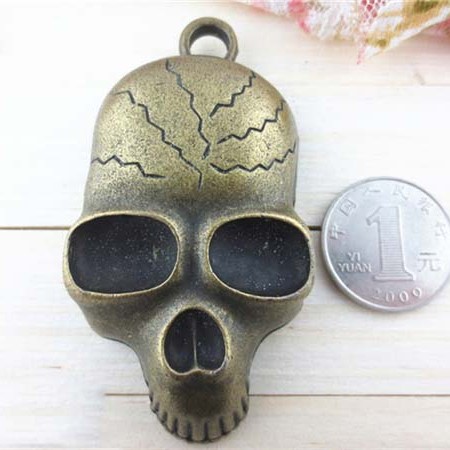 J7836 Skull Alloy Rivets 78x36mm 100pcs/bag