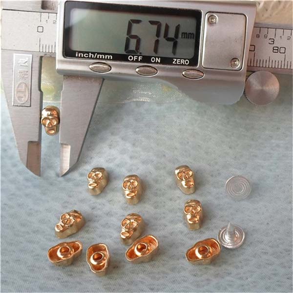 K066 Skull Alloy Rivets 7x10mm 100pcs/bag