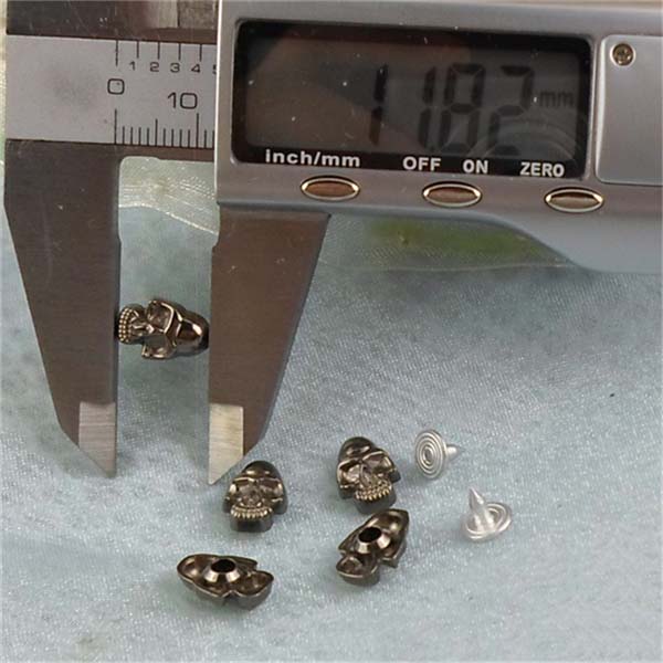 K067 Skull Head Rivets 11.8x8mm 100pcs/bag