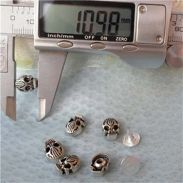 K068 Skull Head Rivets 18x11mm 100pcs/bag