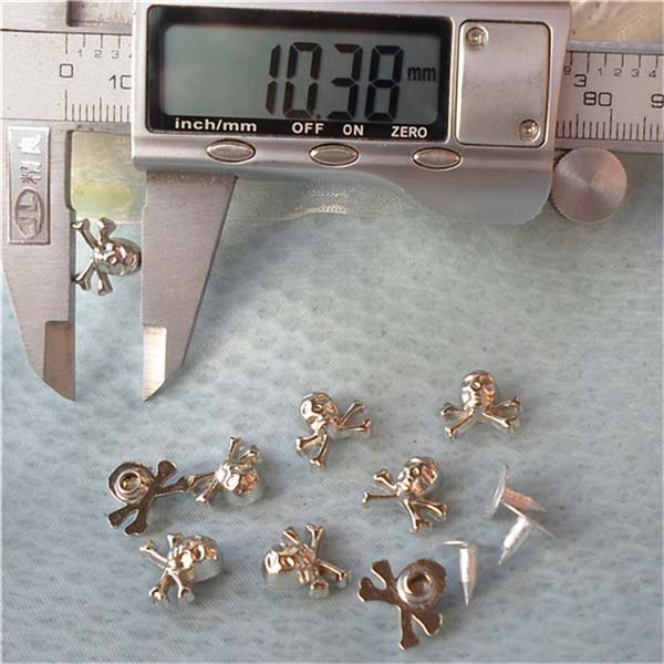 K070 Skull Head Rivets 10x12mm 100pcs/bag