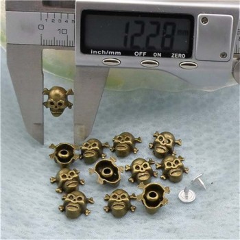 K071 Skull Head Rivets 12x12mm 100pcs/bag