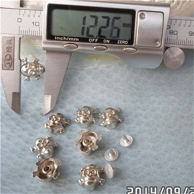 K071 Skull Head Rivets 12x12mm 100pcs/bag