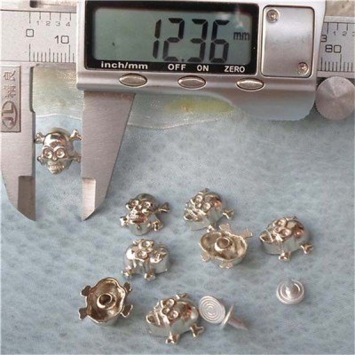 K071 Skull Head Rivets 12x12mm 100pcs/bag