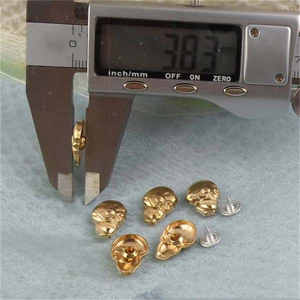K074 Skull Head Rivets 11x14.5mm 100pcs/bag
