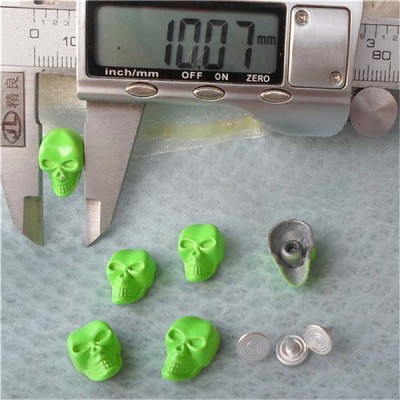 K076 Skull Head Rivets 10x16mm 100pcs/bag