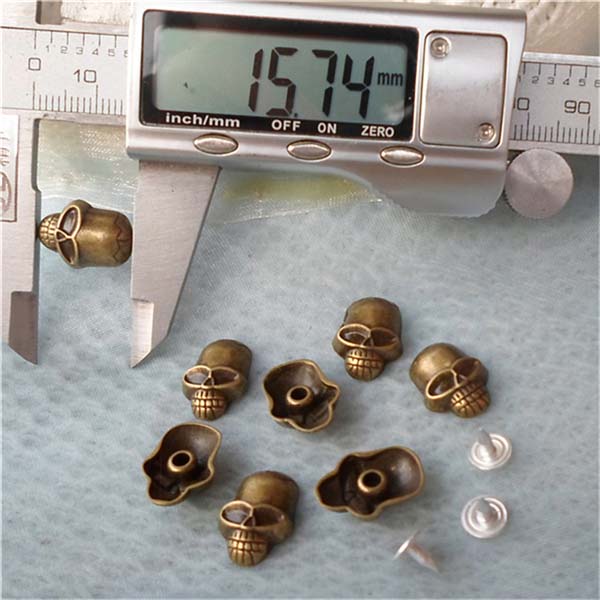 K078 Skull Head Rivets 15.7x11.4mm 100pcs/bag