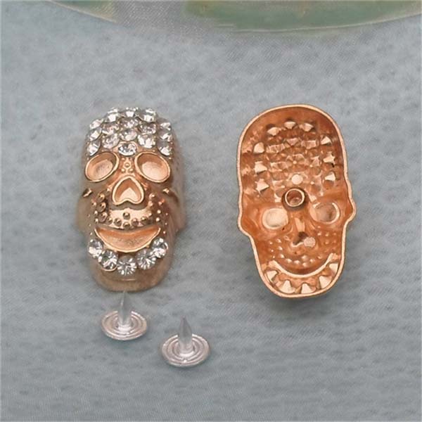 K139 Skull Head Rivets 35x20mm 100pcs/bag