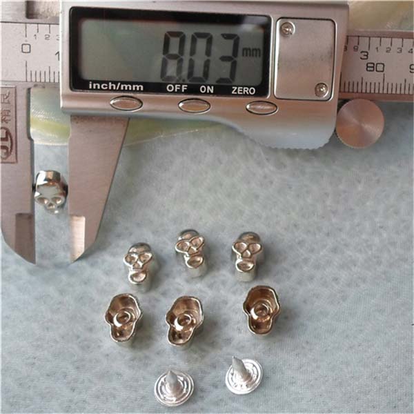K153 Skull Head Rivets 12x8mm 100pcs/bag