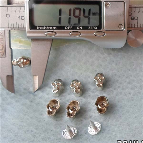 K153 Skull Head Rivets 12x8mm 100pcs/bag
