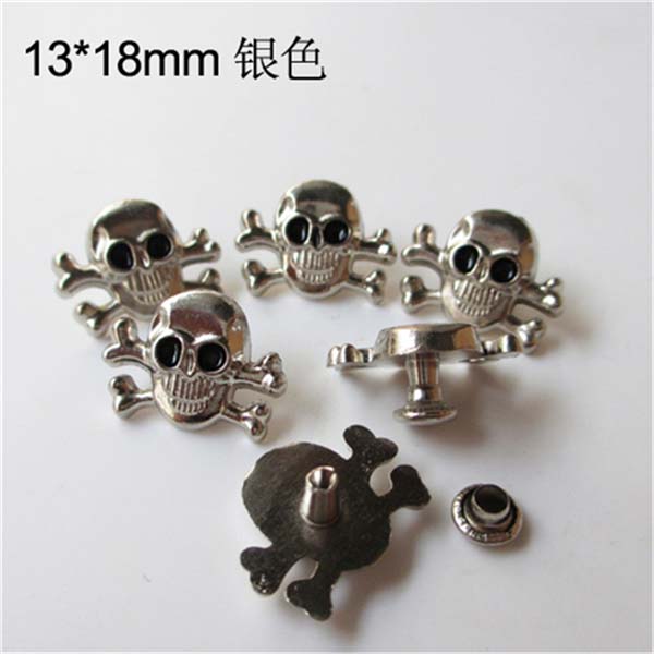 X008 Skull Head Rivets 13x18mm 100pcs/bag
