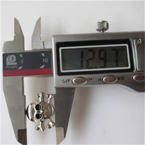 X008 Skull Head Rivets 13x18mm 100pcs/bag