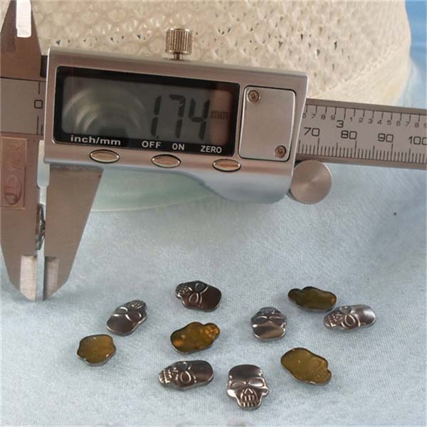 X069 Skull Head Hotfix 8x11mm 100pcs/bag