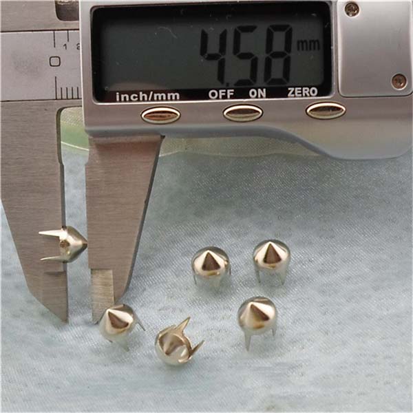 A0745 4-Prong Metal Studs(iron/brass) 7x4.5mm 1000pcs/bag