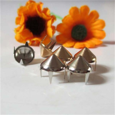 XL0804 Cone Iron/Brass Studs 8x4mm 1000pcs/bag