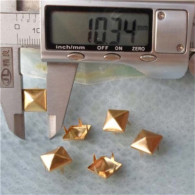 A007 Pyramid Studs(iron/brass) 10mm 1000pcs/bag