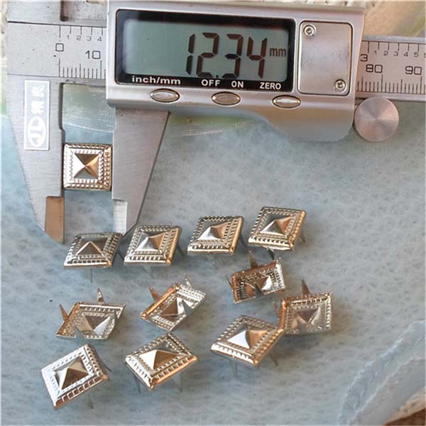 A011 Pyramid Studs(iron/brass) 12mm 1000pcs/bag