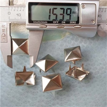 A013 Pyramid Studs(iron/brass) 15mm 1000pcs/bag