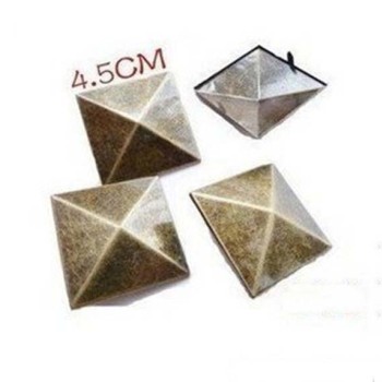 D4545 Pyramid Spikes Studs(iron/brass) 45mm 100pcs/bag