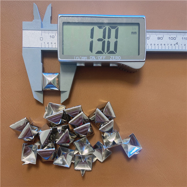 FK13  Pyramid Square 2 Prongs Studs 13mm Standard 1/2" Silver 100pcs/bag