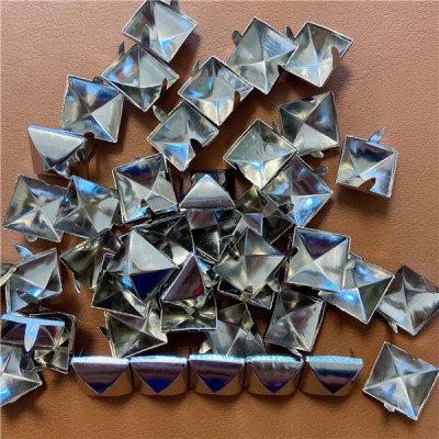 FK16  Pyramid Square 2 Prongs Studs 16mm 5/8 inch  Large  Silver 100pcs/bag