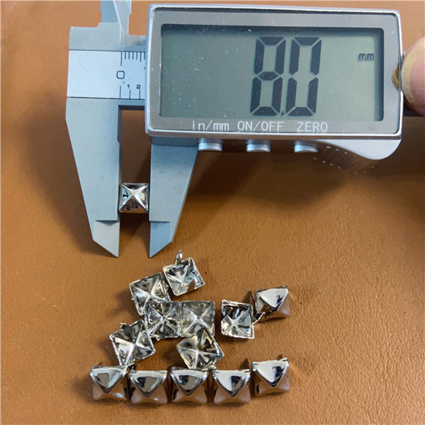 FK8  Pyramid Square Concave 2 Prongs Studs 8 mm  Rack Plating Color 100pcs/bag