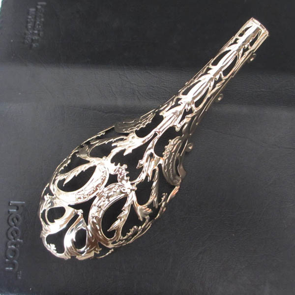 XL102 DIY shoe repair accessories/Heel metal edging/Decorative metal stiletto heelsInstallation is very simple, with the delivery of a nail with a hammer to knock it into the heel.Suitable for decorative thin with shoes,Any size. 65x135mm MOQ 10pcs