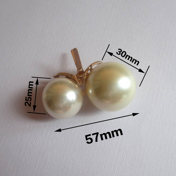 XL117 Picture large pearl buckle shoes flowers/Plush Shoes Accessories/Pearl-white size/Korean decorative shoes 57x30x25mm MOQ 10pcs