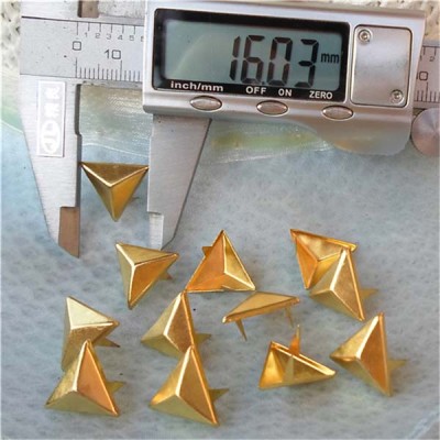 A020 Triangle Studs For Clothing(iron/brass) 16mm 1000pcs/bag
