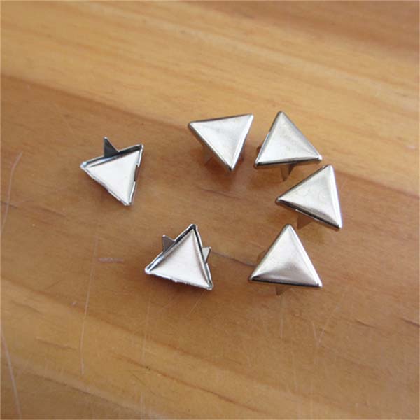 XT1002 Metal Triangle Studs(iron/brass) 10mm 1000pcs/bag