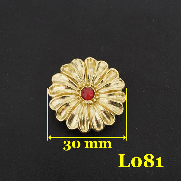 L081 Conchos Turquoise Wholesale 30mm 1pc/bag